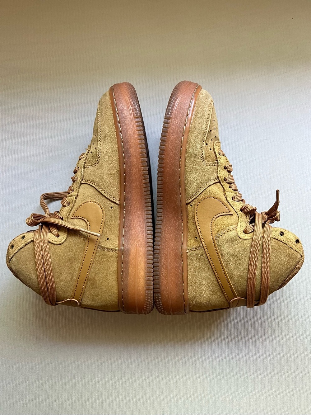 Nike Air Force 1 High LV8 (GS) Wheat color Y5, 6.5 women - Picture 4 of 10